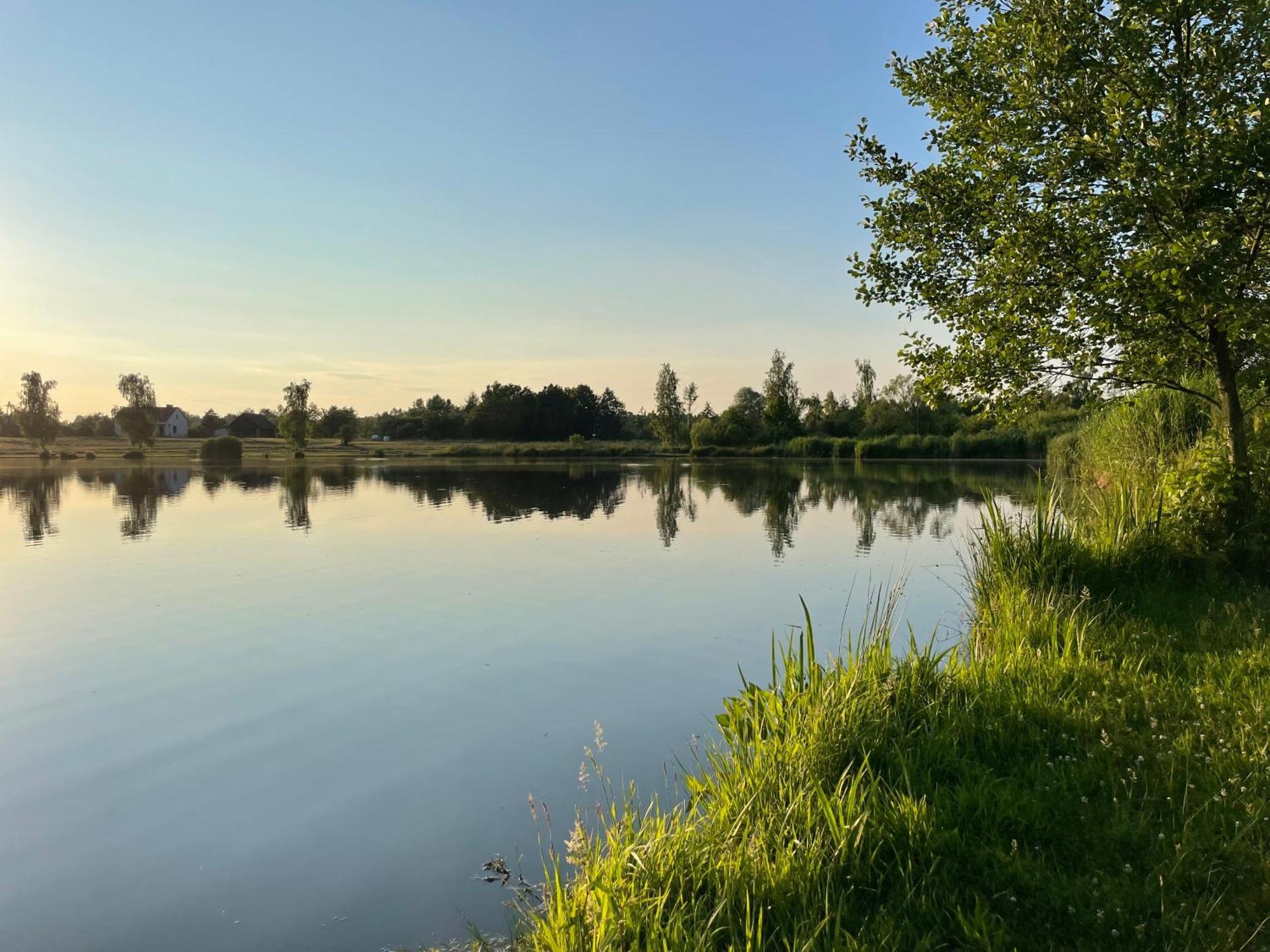 Reddoor Zator Lake Houses Екстериор снимка